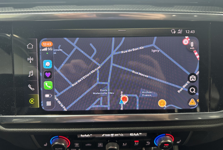 Audi Q3 Sportback 1.5 TFSI 150 S line / Suivi Audi / CarPlay / Sièges chauff. / Caméra / Hayon élec