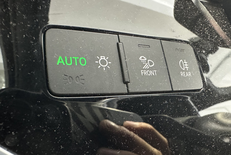 Audi Q3 Sportback 1.5 TFSI 150 S line / Suivi Audi / CarPlay / Sièges chauff. / Caméra / Hayon élec