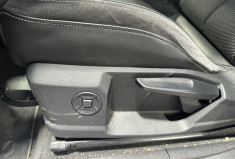 Audi Q3 Sportback 1.5 TFSI 150 S line / Suivi Audi / CarPlay / Sièges chauff. / Caméra / Hayon élec