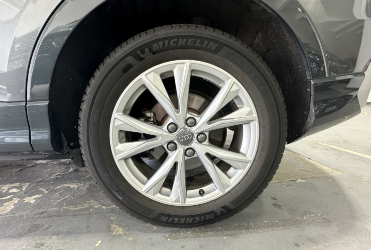 Audi Q3 Sportback 1.5 TFSI 150 S line / Suivi Audi / CarPlay / Sièges chauff. / Caméra / Hayon élec