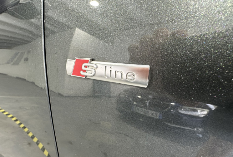 Audi Q3 Sportback 1.5 TFSI 150 S line / Suivi Audi / CarPlay / Sièges chauff. / Caméra / Hayon élec