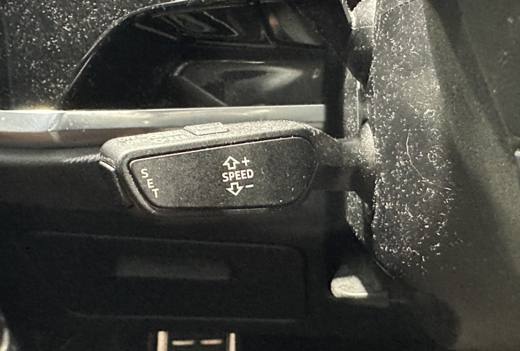 Audi Q3 Sportback 1.5 TFSI 150 S line / Suivi Audi / CarPlay / Sièges chauff. / Caméra / Hayon élec