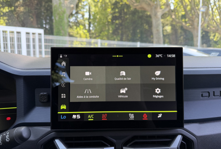 Dacia Duster 1.2 Tce 130 Mild Hybrid Journey / Attelage / Caméra 360 / Sièges et Volant Chauffants 