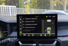 Dacia Duster 1.2 Tce 130 Mild Hybrid Journey / Attelage / Caméra 360 / Sièges et Volant Chauffants 