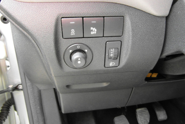 Citroën Berlingo HDI 100 FEEL TPMR 3 PLACES PLUS  1 FAUTEUIL
