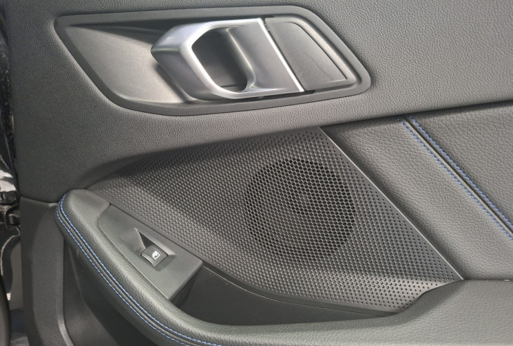 BMW Série 1 118D 150 M Sport DCT7 / TOIT OUVRANT / SIEGE BACQUET / TETE HAUTE / PALETTE / TVA