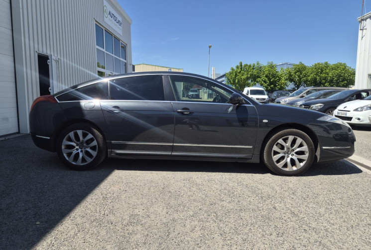 Citroën C6 .