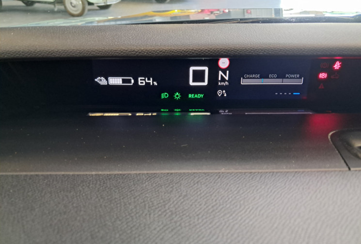 Citroën C3 e-113 44kwh autonomie confort plus  MAX - 1ERE MAIN - CAMERA - GARANTIE 