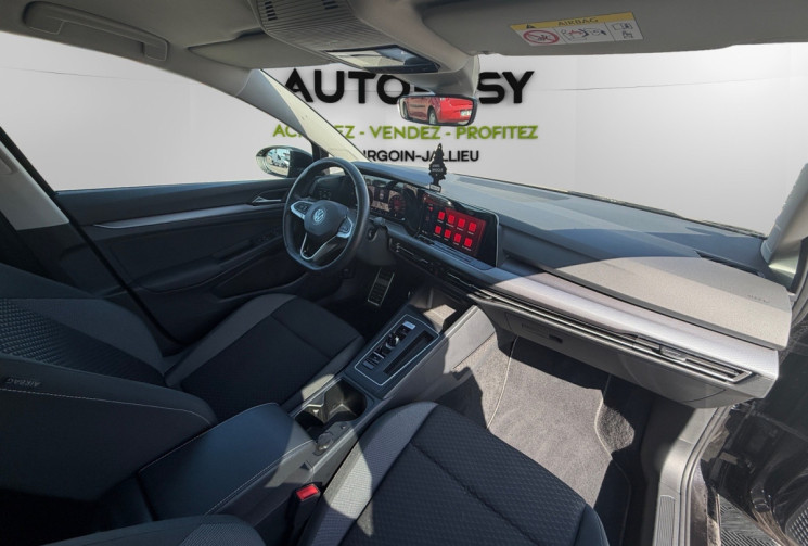 Volkswagen Golf VIII / 1.5 eTSI / 130 CH / ACTIVE 