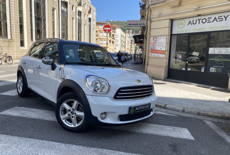 Mini Countryman One1.4 i 98 CH Red Hot Chili cuir toit ouvrant 80000 kms