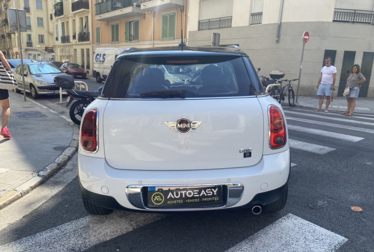 Mini Countryman One1.4 i 98 CH Red Hot Chili cuir toit ouvrant 80000 kms
