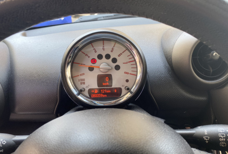 Mini Countryman One1.4 i 98 CH Red Hot Chili cuir toit ouvrant 80000 kms
