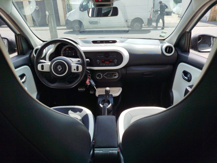 Renault Twingo III 1.0 SCe // MIDNIGHT // EDC S&S // 71 cv