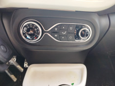 Renault Twingo III 1.0 SCe // MIDNIGHT // EDC S&S // 71 cv