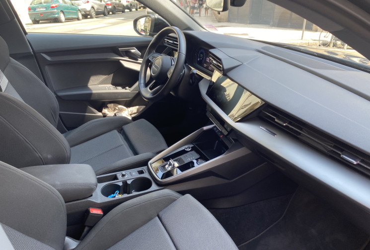 Audi A3 SPORTBACK 45 TFSIe 245 S LINE HYBRIDE 38500 kms