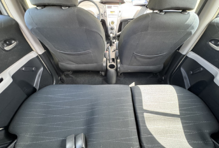 Toyota Yaris  II 5 portes 1.3 VVTi 87 cv // Moteur à Chaine // peu kilométrée