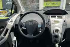 Toyota Yaris  II 5 portes 1.3 VVTi 87 cv // Moteur à Chaine // peu kilométrée