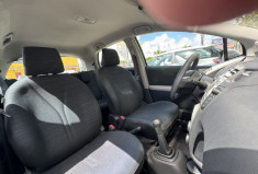 Toyota Yaris  II 5 portes 1.3 VVTi 87 cv // Moteur à Chaine // peu kilométrée