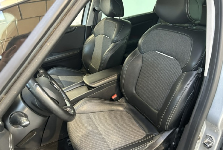 Renault GRAND SCENIC FAP EDC - 21 Intens 1.3i TCE 140 ch boite automatique 