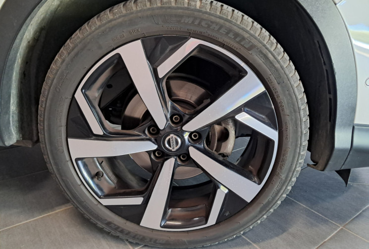 Nissan Qashqai II 1.2 DIG-T 115 Tekna+ Xtronic - TOUTES OPTIONS  - SUIVI ENTRETIEN COMPLET - 