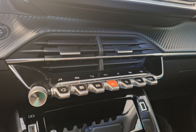 Peugeot 208 II (P21) 1.2 PURETECH 100 ALLURE PACK / ENTRETIEN A JOUR 