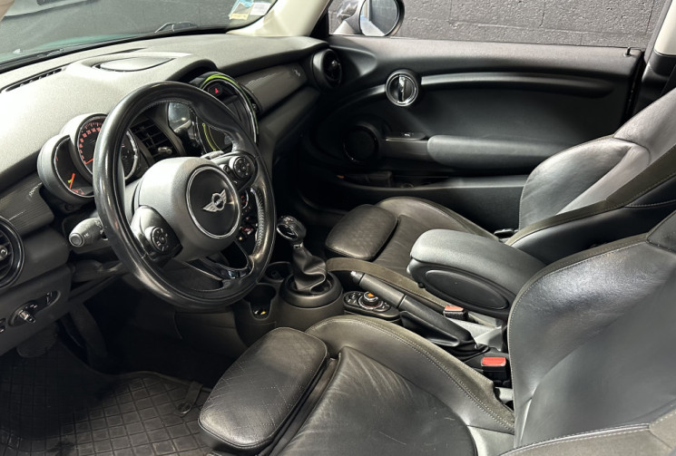 Mini Cooper 1.5i 136 ch Blackfriars Boite Auto / Toit Ouvrant / Interieur Cuir
