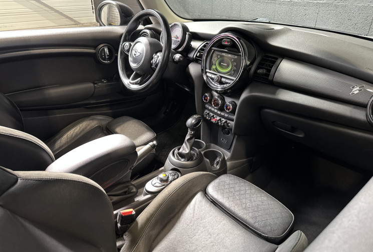 Mini Cooper 1.5i 136 ch Blackfriars Boite Auto / Toit Ouvrant / Interieur Cuir