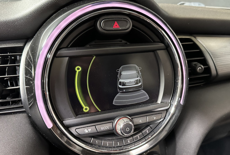 Mini Cooper 1.5i 136 ch Blackfriars Boite Auto / Toit Ouvrant / Interieur Cuir