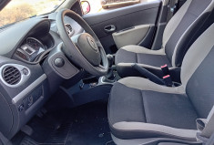 Renault Clio III 1.2 16V 75CH  5P
