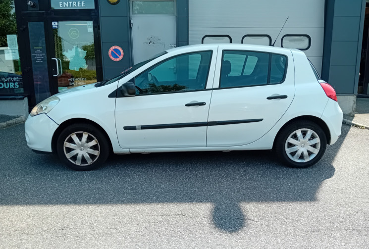 Renault Clio III 1.2 16V 75CH  5P