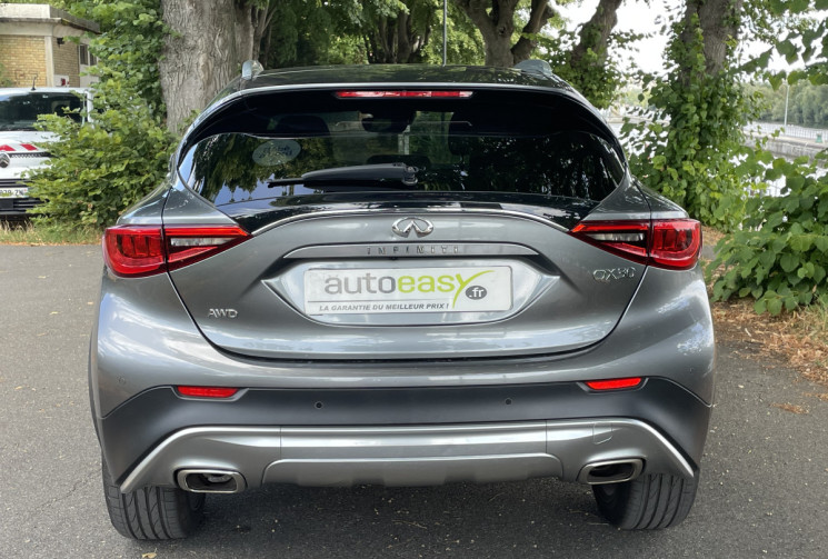  INFINITI QX30 2.0 T LUXE TECH 211 / AWD / BOITE AUTO / TOIT PANORAMIQUE / TVA RECUPERABLE