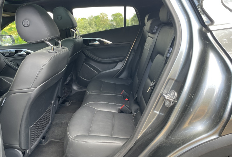  INFINITI QX30 2.0 T LUXE TECH 211 / AWD / BOITE AUTO / TOIT PANORAMIQUE / TVA RECUPERABLE