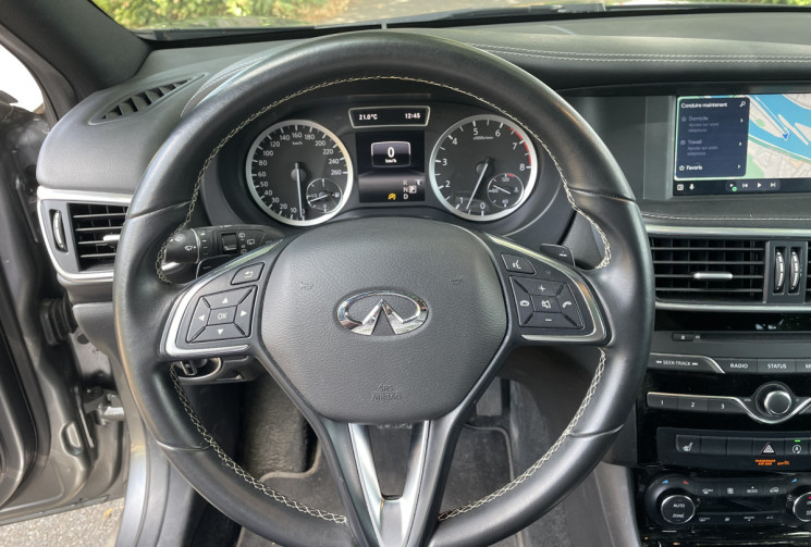  INFINITI QX30 2.0 T LUXE TECH 211 / AWD / BOITE AUTO / TOIT PANORAMIQUE / TVA RECUPERABLE