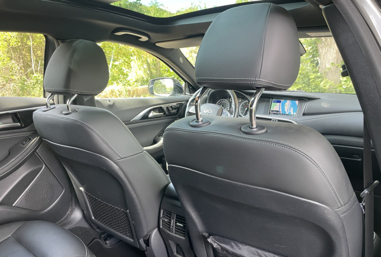  INFINITI QX30 2.0 T LUXE TECH 211 / AWD / BOITE AUTO / TOIT PANORAMIQUE / TVA RECUPERABLE
