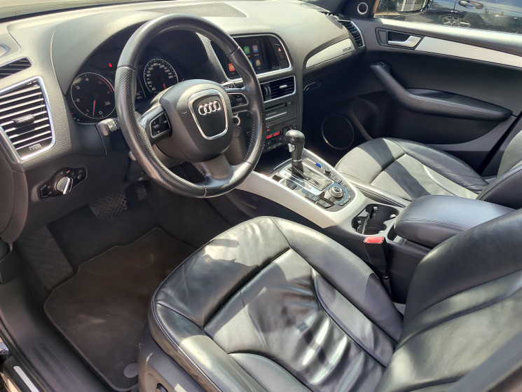 Audi Q5 // 3.0 // V6 // 240 TDI // AVUS / FRANCAIS 