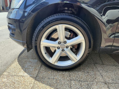 Audi Q5 // 3.0 // V6 // 240 TDI // AVUS / FRANCAIS 