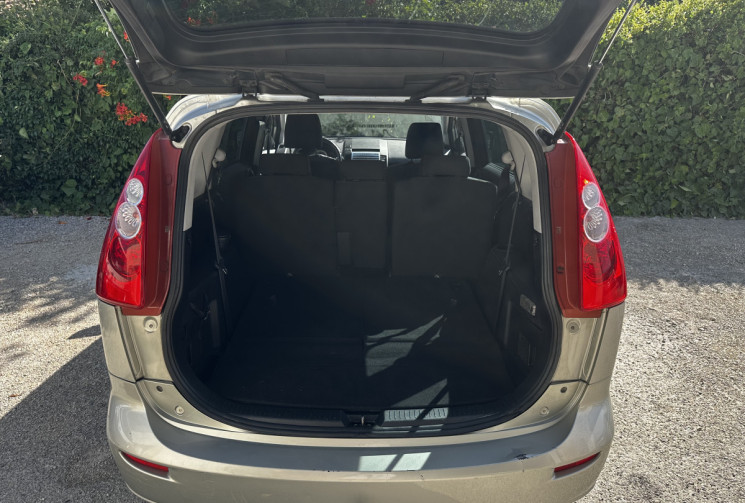 Mazda 5 2.0 MZR-CD143 Elegance 7pl