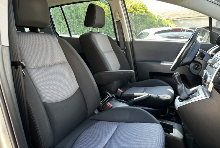 Mazda 5 2.0 MZR-CD143 Elegance 7pl