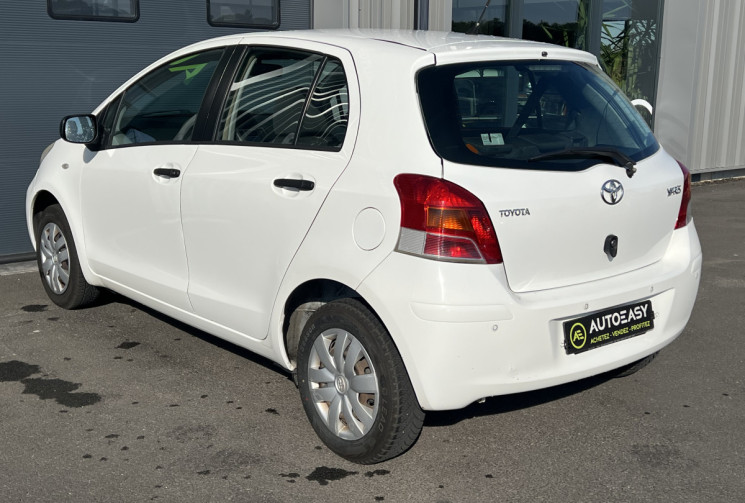 Toyota Yaris 5 portes 1.0 VVTi 68 cv 