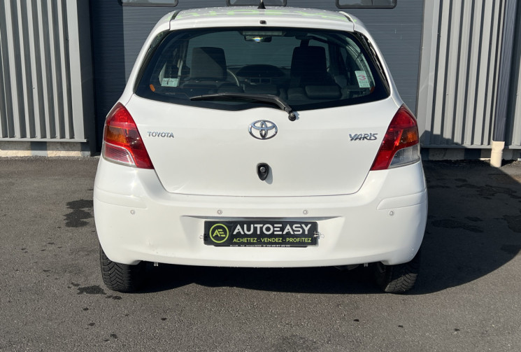 Toyota Yaris 5 portes 1.0 VVTi 68 cv 