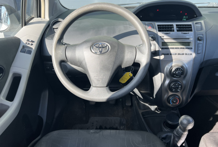 Toyota Yaris 5 portes 1.0 VVTi 68 cv 