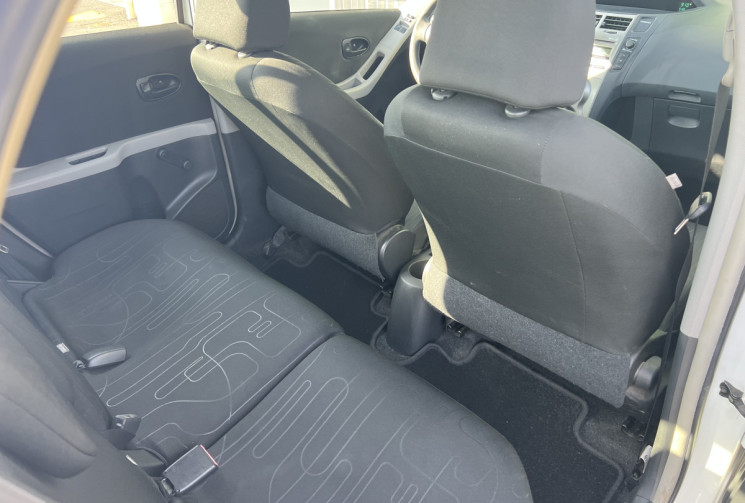 Toyota Yaris 5 portes 1.0 VVTi 68 cv 