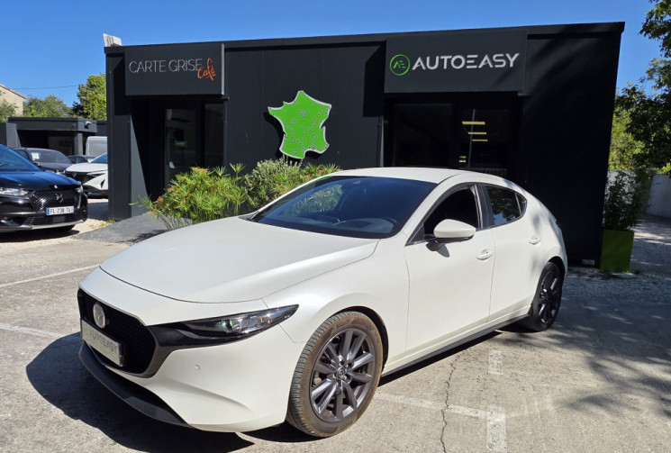 Mazda 3 2.0 Skyactiv-X M-Hybrid 120 / Caméra 360 / Carplay 