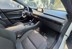 Mazda 3 2.0 Skyactiv-X M-Hybrid 120 / Caméra 360 / Carplay 