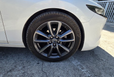Mazda 3 2.0 Skyactiv-X M-Hybrid 120 / Caméra 360 / Carplay 