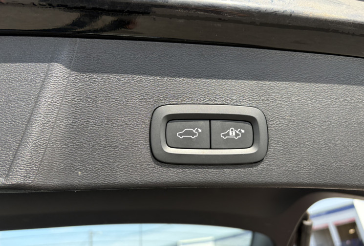 Volvo XC40  Phase 2 Recharge Pure 231 cv PLUS