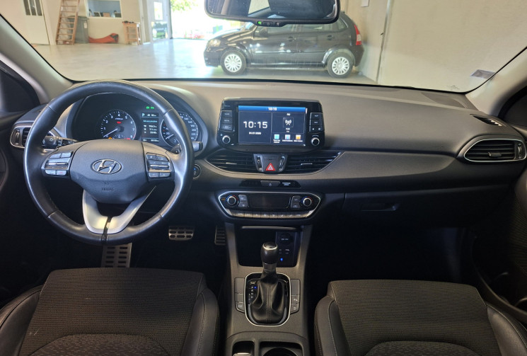Hyundai i30 III FASTBACK SPORT 1.4 T-GDi  140 16V DCT7 S&S 14 Boîte auto / ENTRETIEN A JOUR