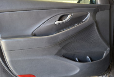 Hyundai i30 III FASTBACK SPORT 1.4 T-GDi  140 16V DCT7 S&S 14 Boîte auto / ENTRETIEN A JOUR
