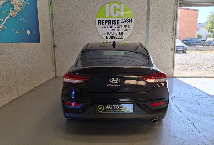 Hyundai i30 III FASTBACK SPORT 1.4 T-GDi  140 16V DCT7 S&S 14 Boîte auto / ENTRETIEN A JOUR