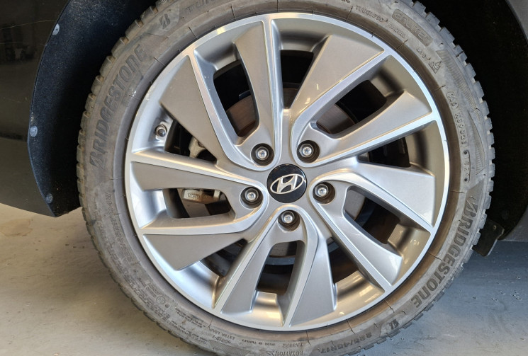 Hyundai i30 III FASTBACK SPORT 1.4 T-GDi  140 16V DCT7 S&S 14 Boîte auto / ENTRETIEN A JOUR